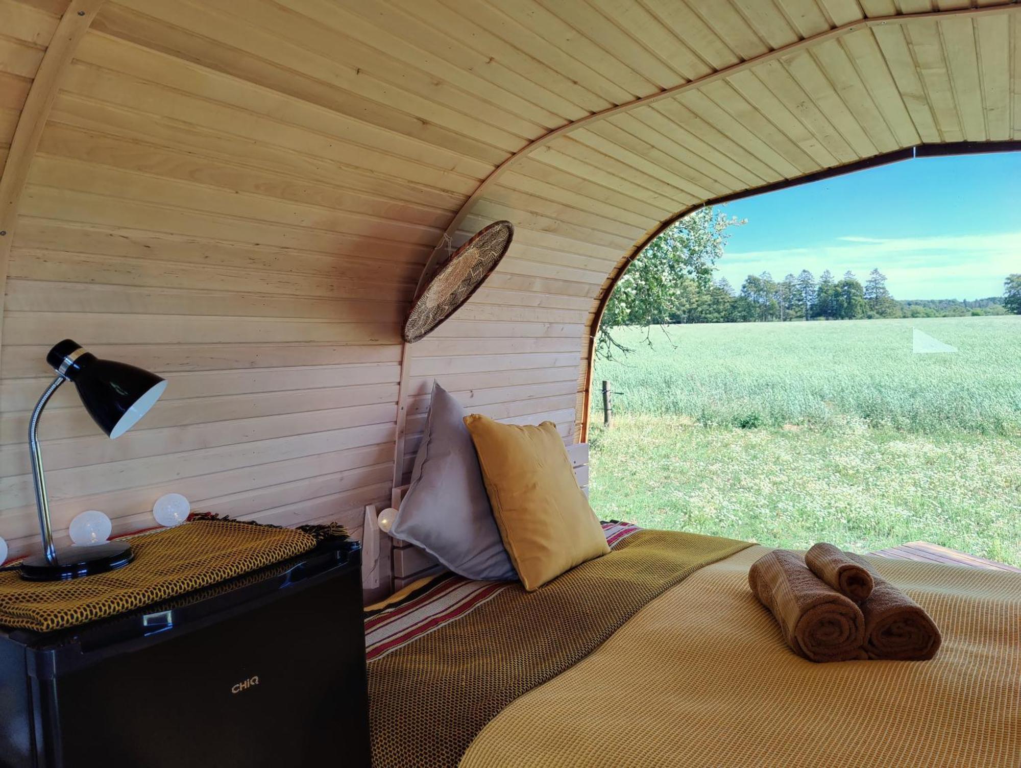 Under Canvas Bornholm Ostermarie Esterno foto