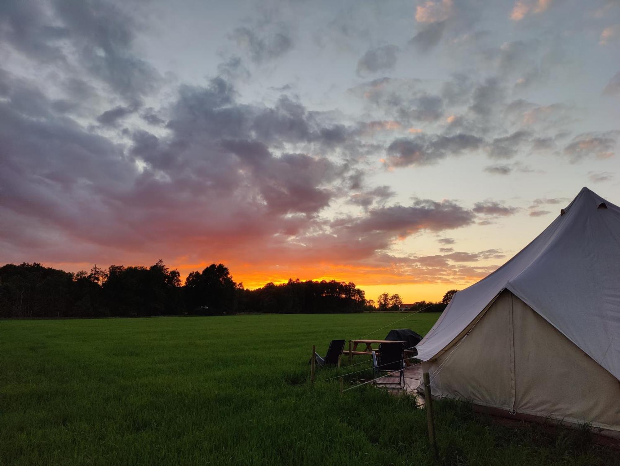 Under Canvas Bornholm Ostermarie Esterno foto