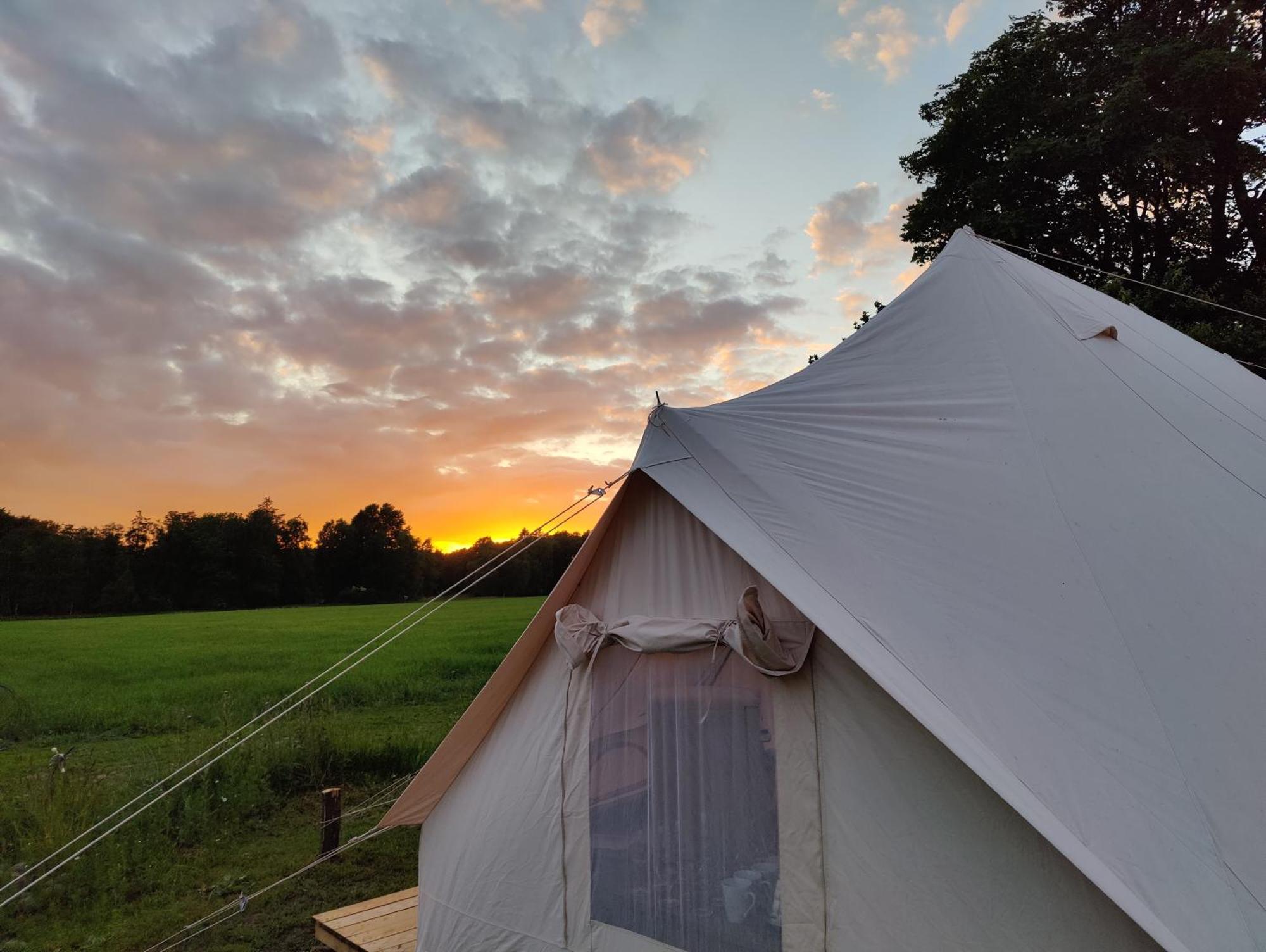 Under Canvas Bornholm Ostermarie Esterno foto