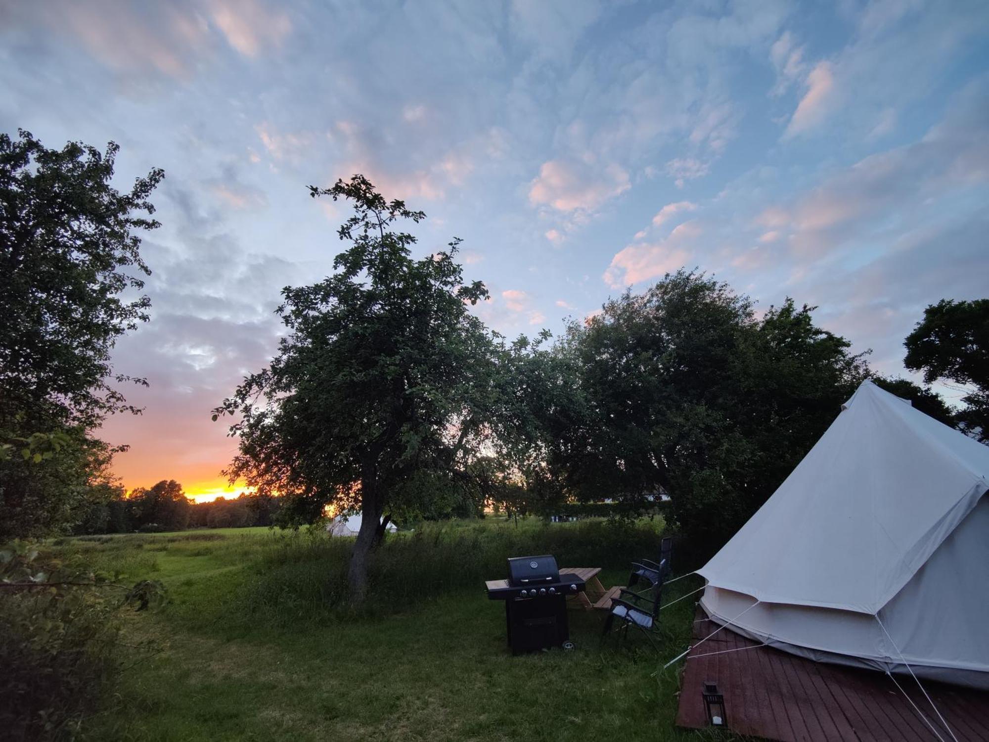 Under Canvas Bornholm Ostermarie Esterno foto