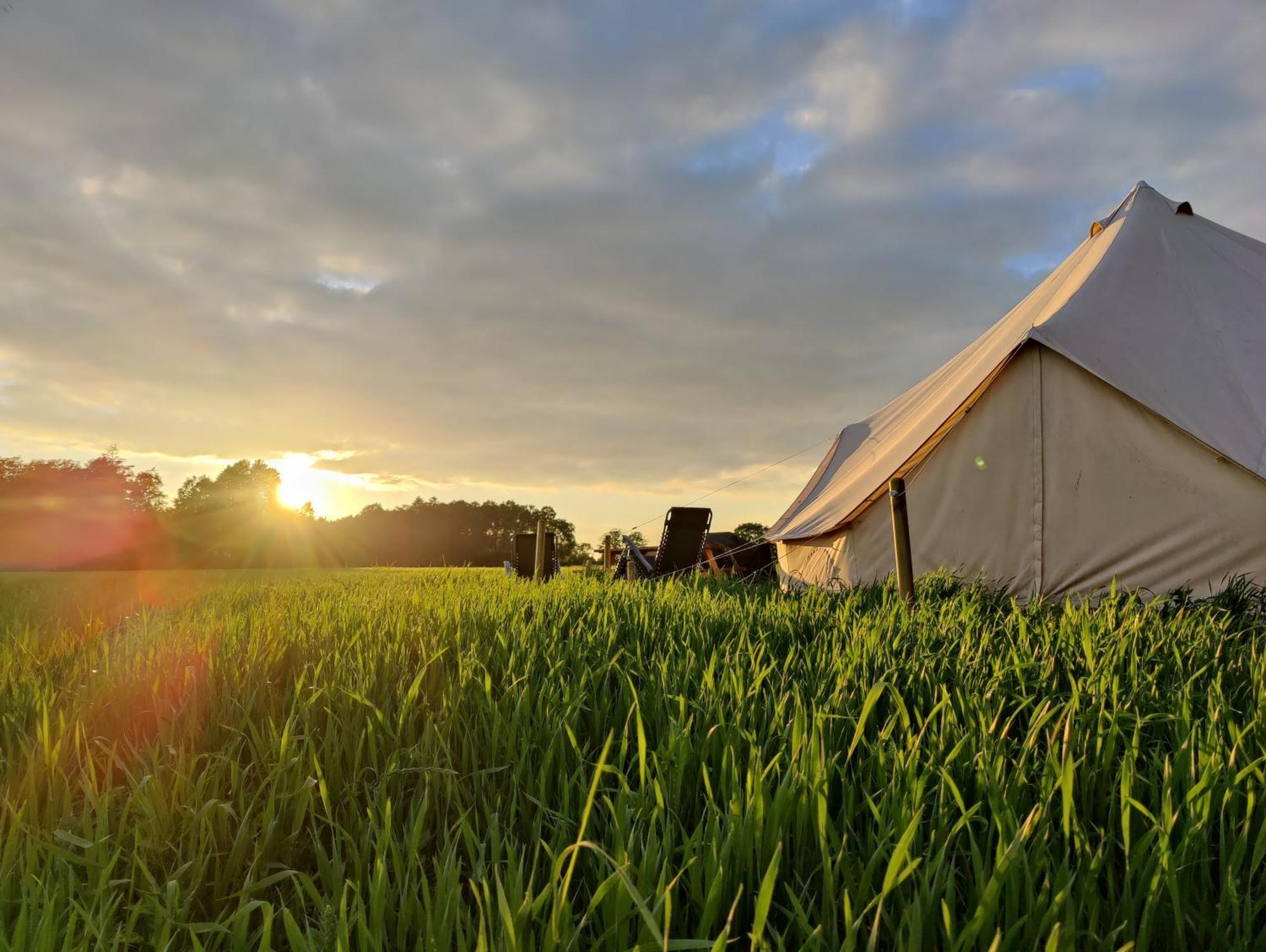 Under Canvas Bornholm Ostermarie Esterno foto