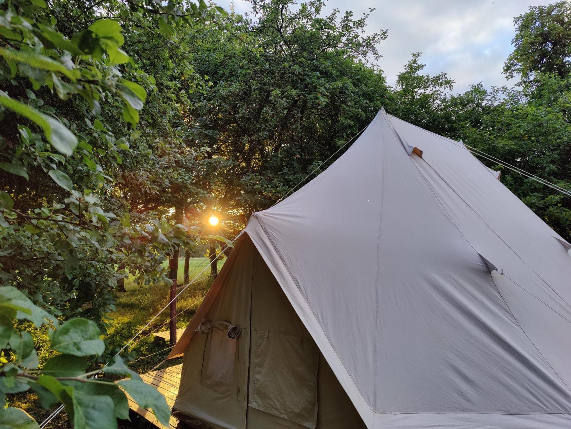 Under Canvas Bornholm Ostermarie Esterno foto